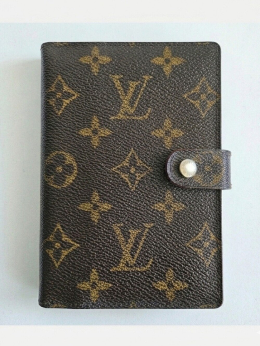 Louis Vuitton Monogram Ring Agenda Cover PM / Passport Holder